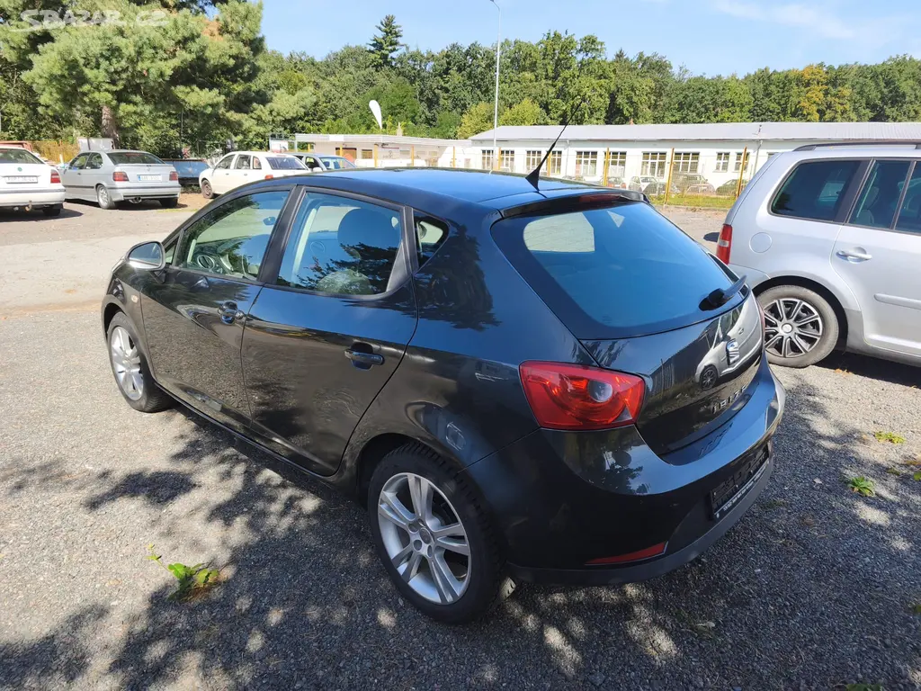 SEAT IBIZA 1.4 16V / 69 000 km! Nová STK! - fotka 4