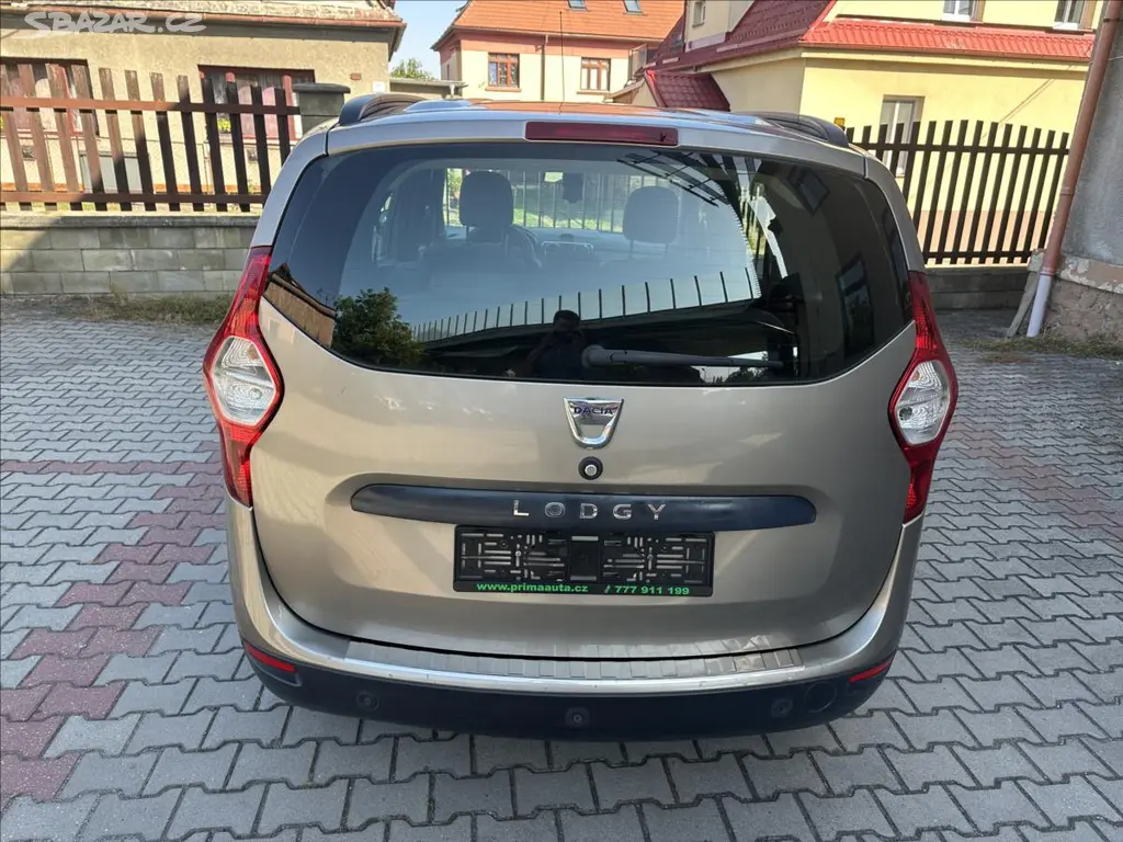 Dacia Lodgy, 1,6 7.míst - fotka 4