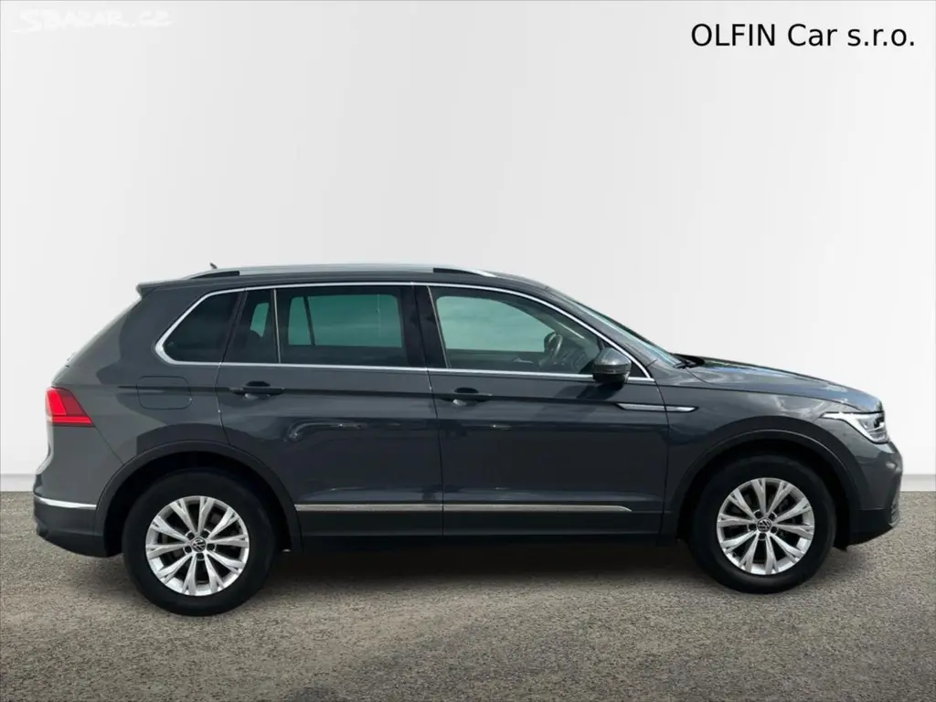 Volkswagen Tiguan, 1,5 TSi 110kW 7DSG LIFE REZER - fotka 3