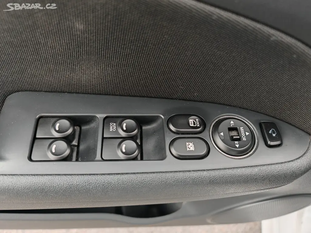 Hyundai i30 - fotka 5
