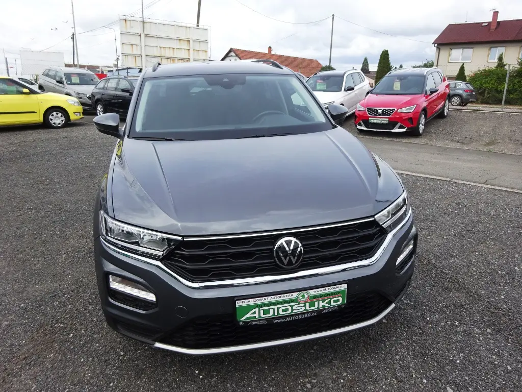 VW T-ROC United 1,0 TSI 81kW - 1.Maj. - 49.950km ! - fotka 2