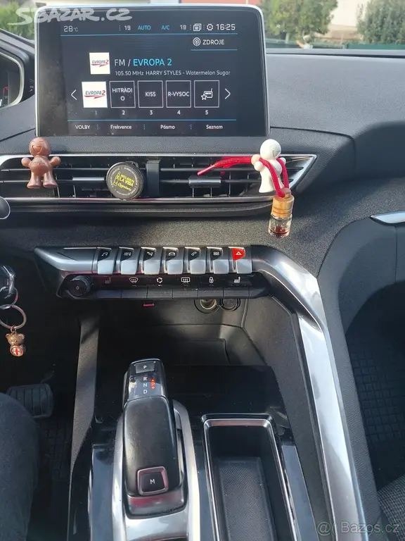 Peugeot 5008 1,6 - fotka 5
