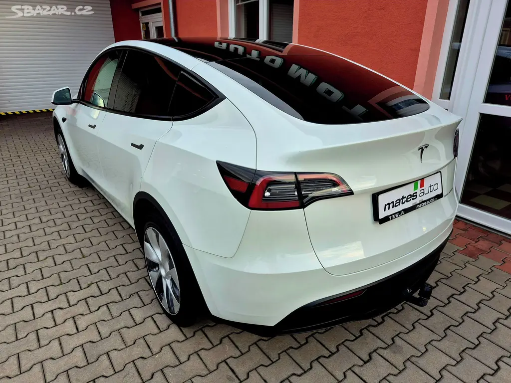 Tesla Model Y, L.Range D.M. 378kW - BERLÍN DP - fotka 3