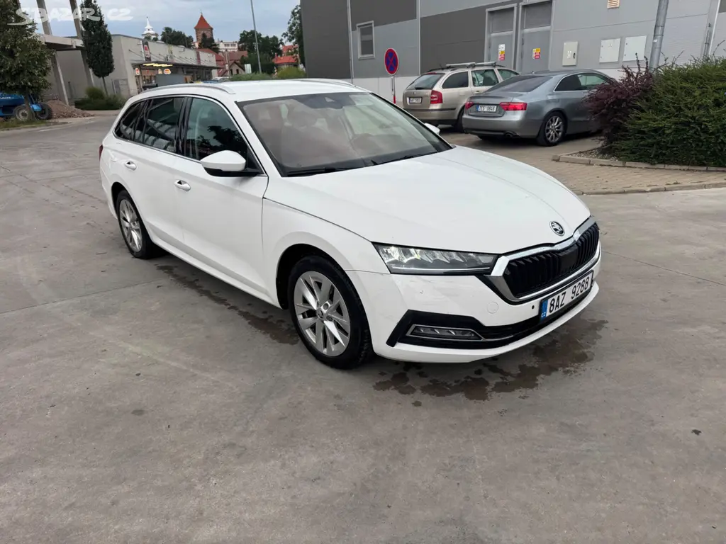 Škoda Octavia 4 2021 2.0tdi 85kw najezd 142t km No - fotka 3