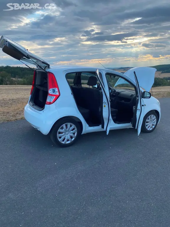 Suzuki Splash 1.0 48kw / NOVÁ STK / HOTOVÝ SERVIS - fotka 4