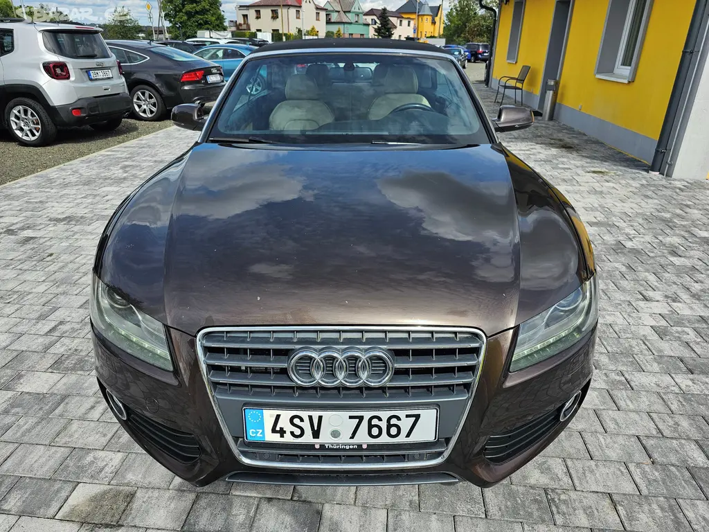 Audi A5, 2.7 TDI, CABRIOLET, tažné zař. - fotka 2