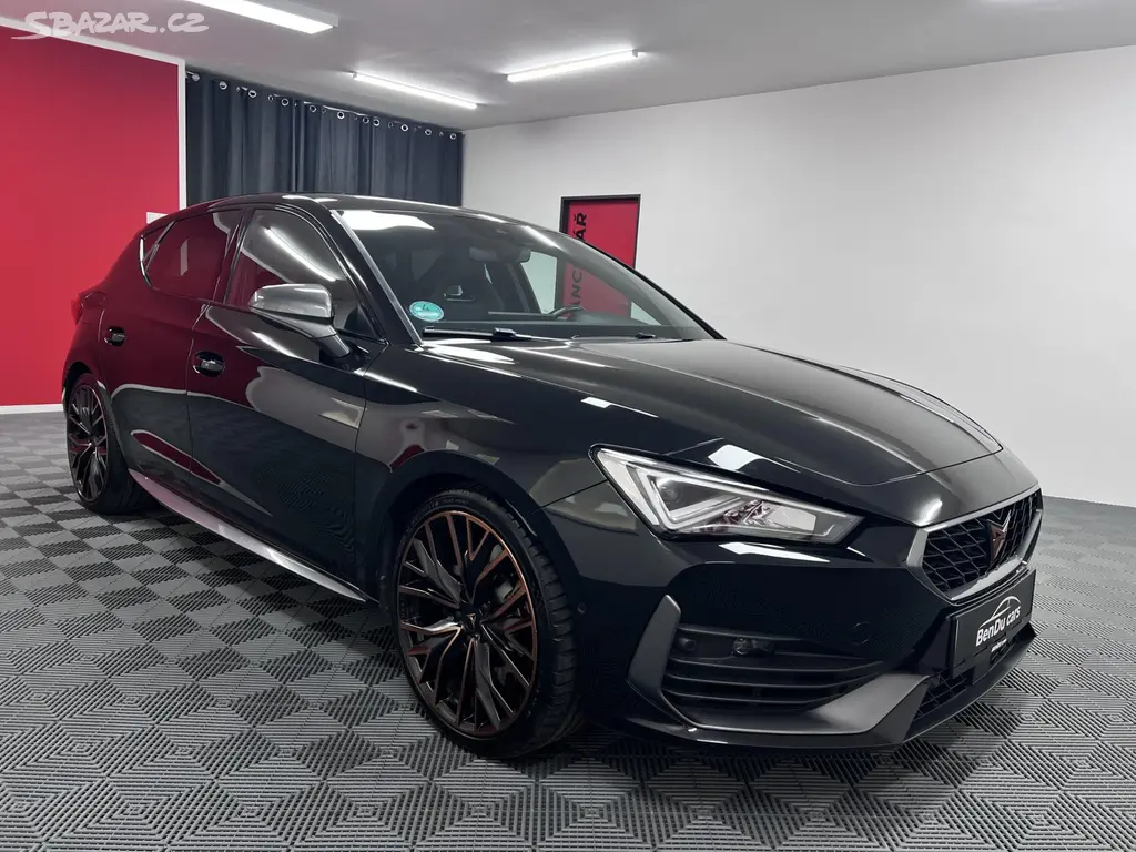 Cupra Leon, 2.0 TSI 221 kW 2022 - fotka 3