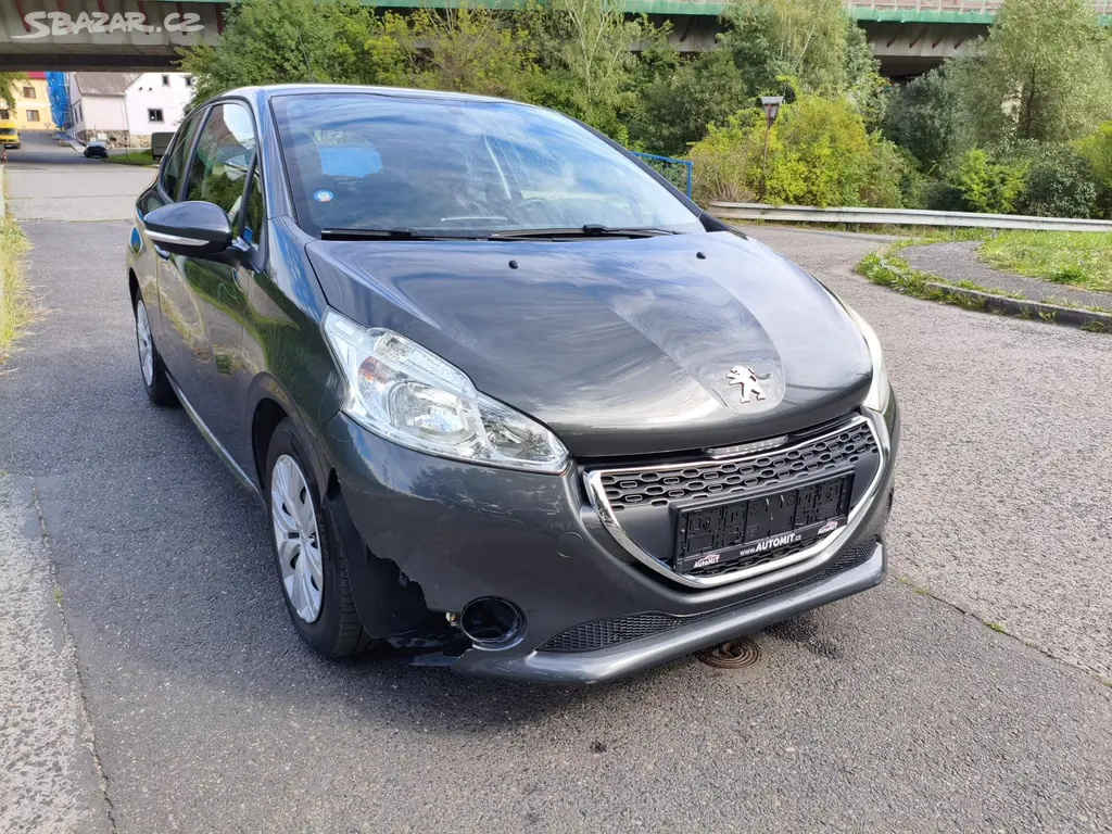 Peugeot 208, 1,6 eHDI 68Kw - fotka 3