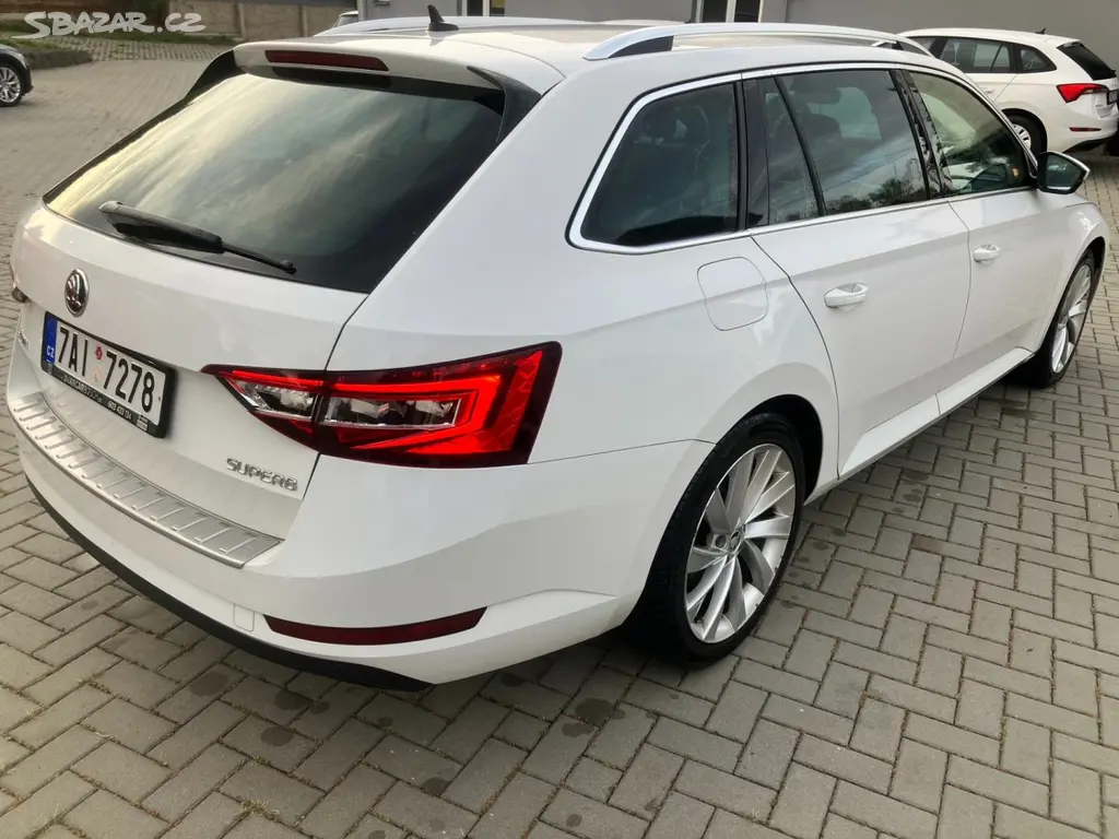 Škoda Superb, 2.0TDI 110kW STYLE ALCANTARA - fotka 6