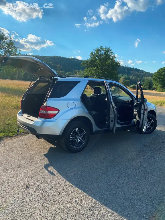 Mercedes Ml w164 - fotka 5