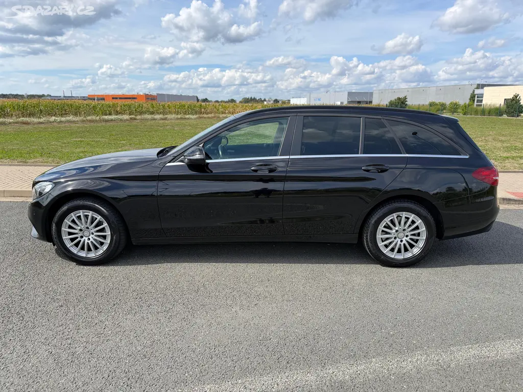 Mercedes-Benz Třídy C, 180 CGI AUTOMAT LED NAVIGACE - fotka 2