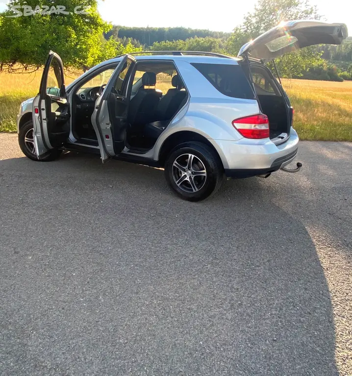 Mercedes Ml w164 - fotka 4