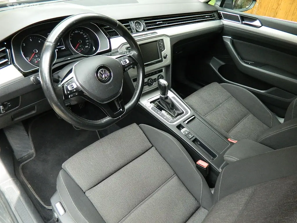 Volkswagen Passat B8 2.0 TDI 110kW, rok 2016 - fotka 5