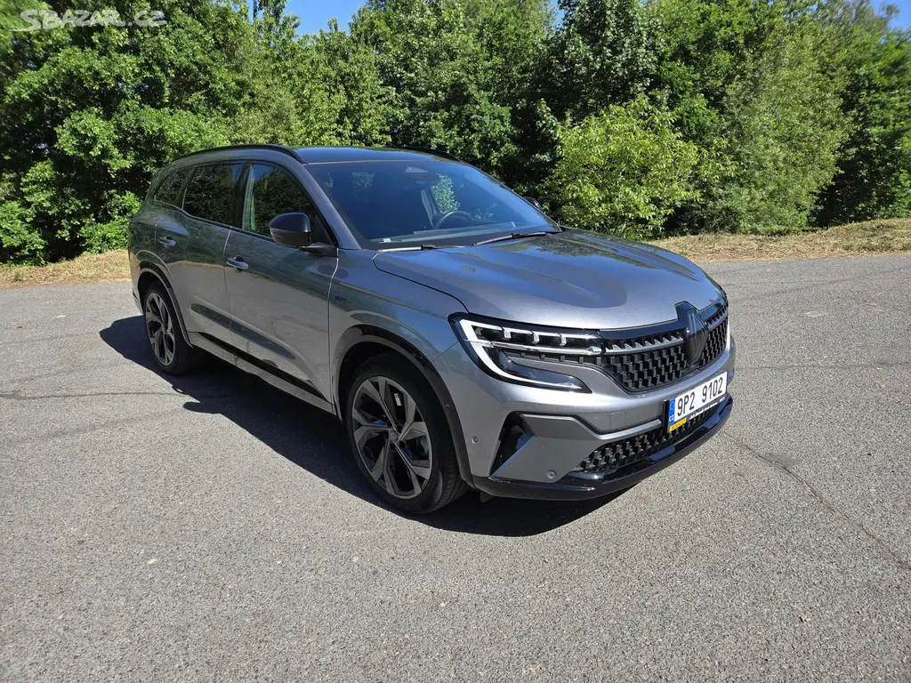 Renault Espace, esprit Alpine E-Tech 7 míst