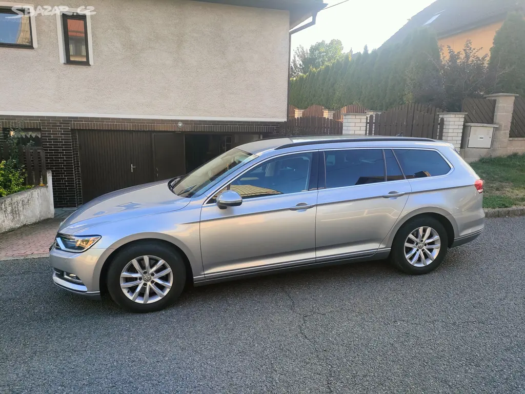 VW Passat variant 2.0 TDI, model 2019 - fotka 2