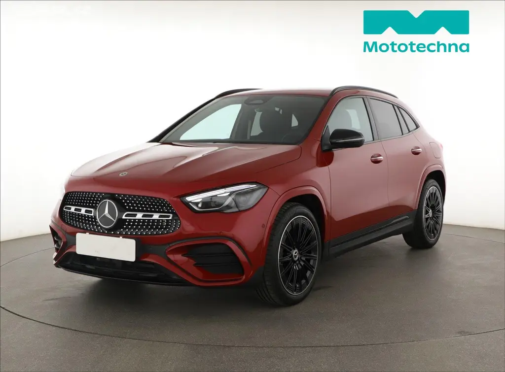 Mercedes-Benz GLA, 220 4MATIC, AMG Line, Automat