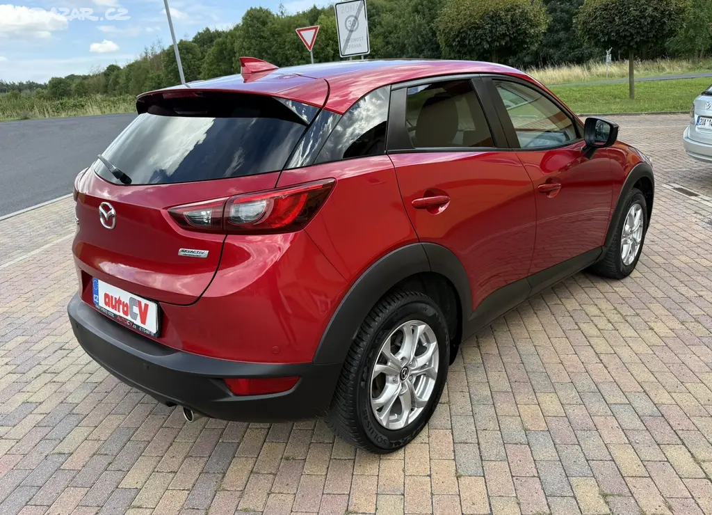 MAZDA CX-3 2.0 SKYACTIV-G 88kW-[telefon skryt]KM- - fotka 6