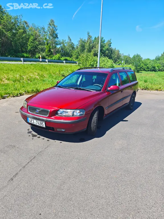Volvo V70 2.4i 103Kw benzín