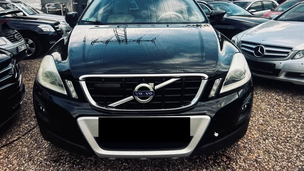 Volvo XC60 2,5 d 2010 CZ 129KW 4x4 automat tažné - fotka 3