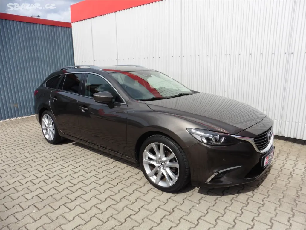Mazda 6, 2,0 Wagon 2.0 Sky-G 165k M/T - fotka 2