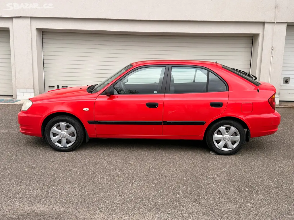 Hyundai Accent, 1.4i 63kw 88t.km ČR Původ - fotka 2