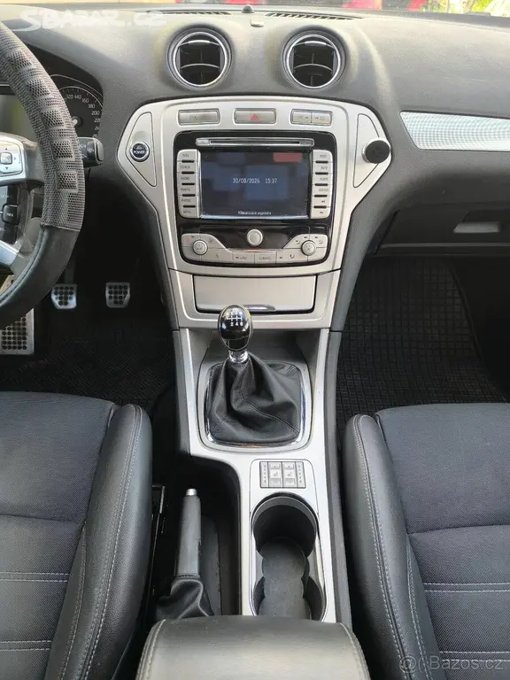 Ford Mondeo 2,0 MK4 - fotka 3