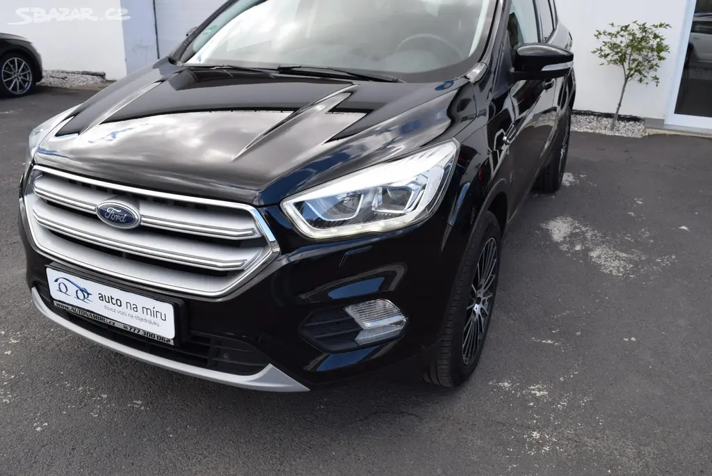 Ford Kuga, 1.5 EcoBoost 110kw TITANIUM - fotka 2