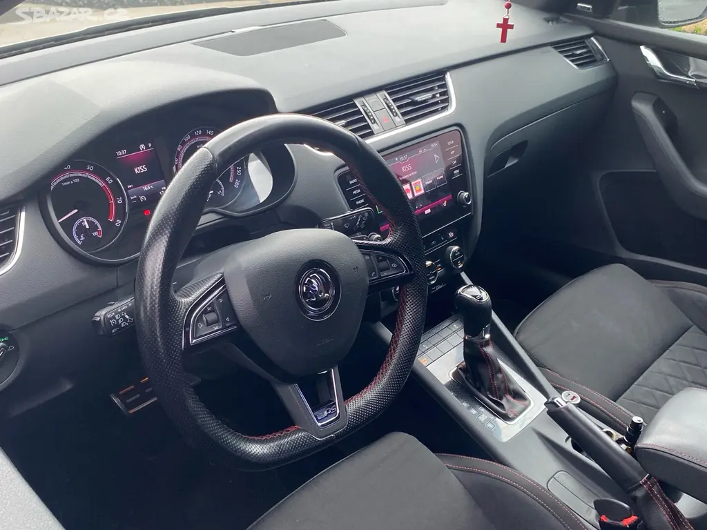 Škoda Octavia RS 3 169 kW - fotka 6