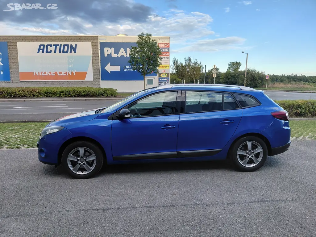 Renault Mégane, 1.6 16V 2.MAJ,PĚKNÉ,SPOLEHLIVÉ - fotka 4