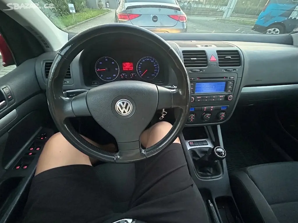 Golf5,1.9 77kw,klimatr,stk2028,4el.okn,234 tis.naj - fotka 6