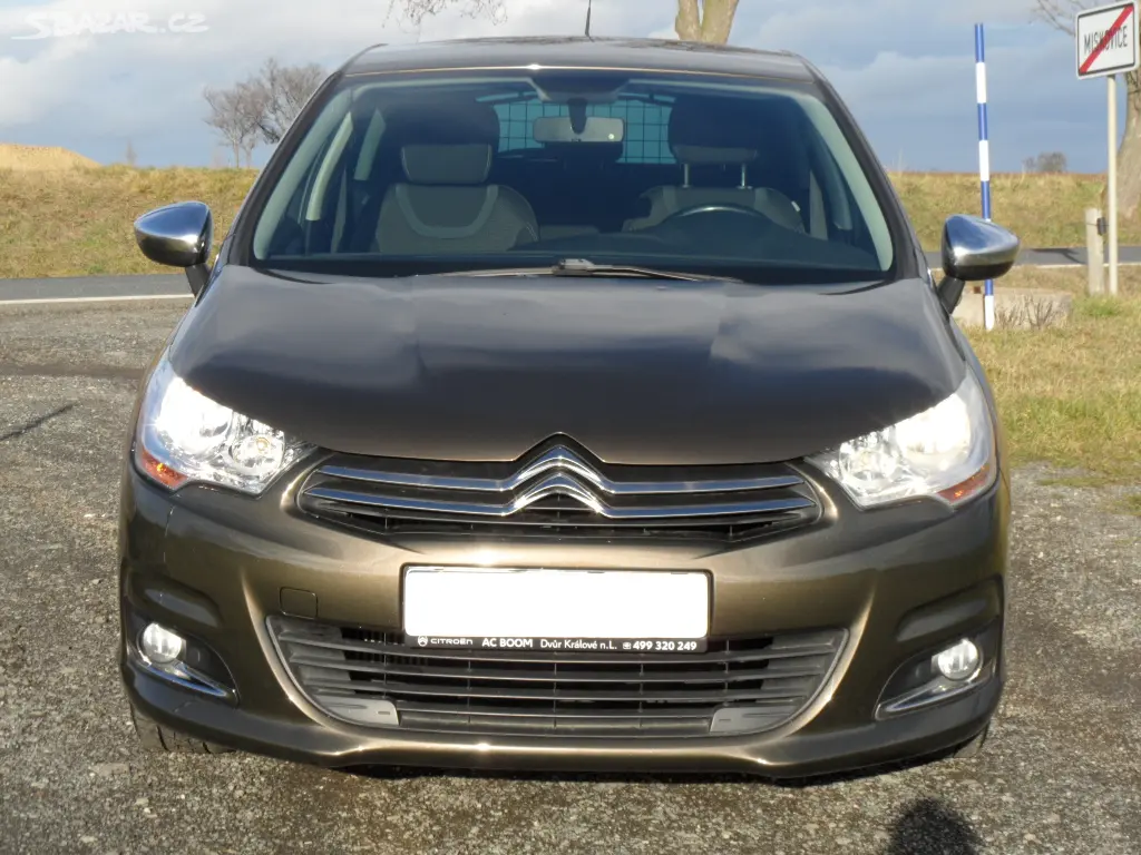Citroen C4 1.6 HDi,68kw,1 maj.zak. v ČR,naj.114000 - fotka 2