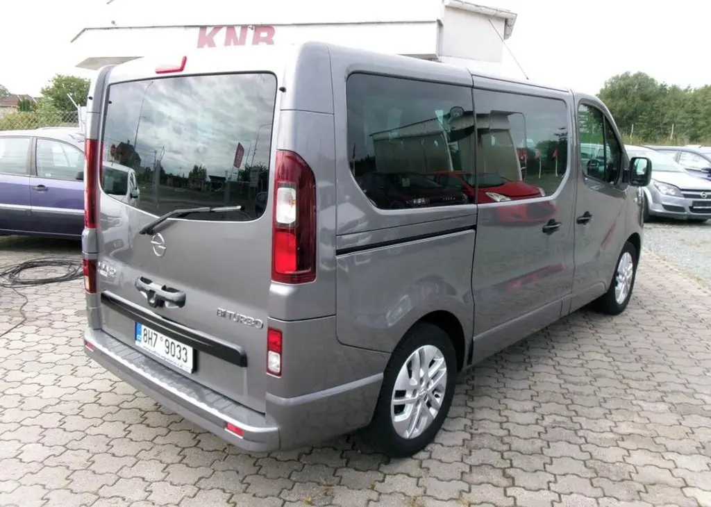 Opel Vivaro 1.6CDTi,Life,spaní,2x kola nafta - fotka 6