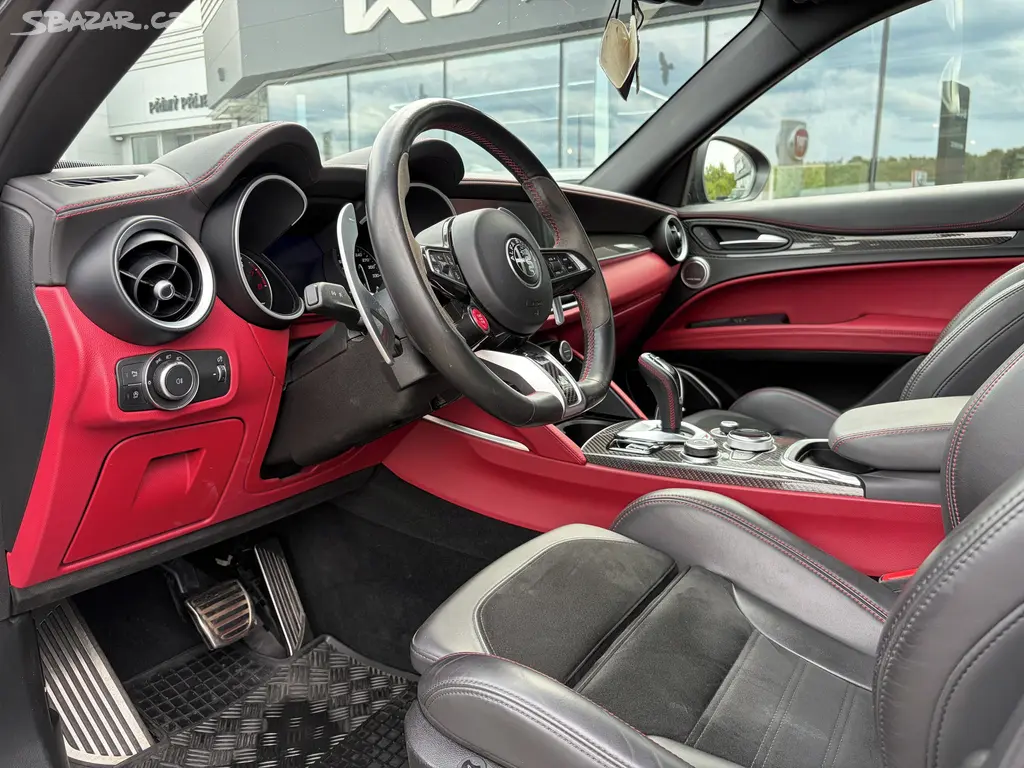 Alfa Romeo Stelvio, 2.9 V6 BITURBO 510K AT8 QUADRI - fotka 5