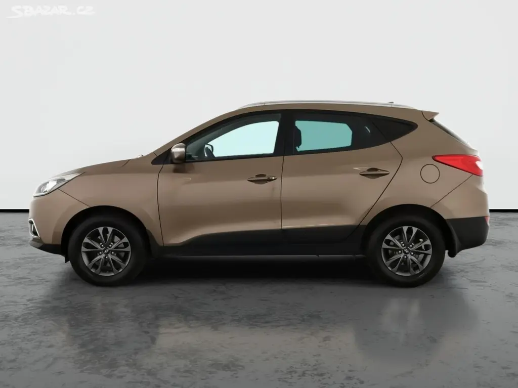 Hyundai ix35, 2.0 CRDi, 4X4, Serv.kniha - fotka 3