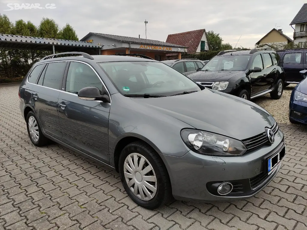 VW Golf 6, 2.0TDi 103KW,VARIANT,STYLE,10xAIRB.,PDC - fotka 3