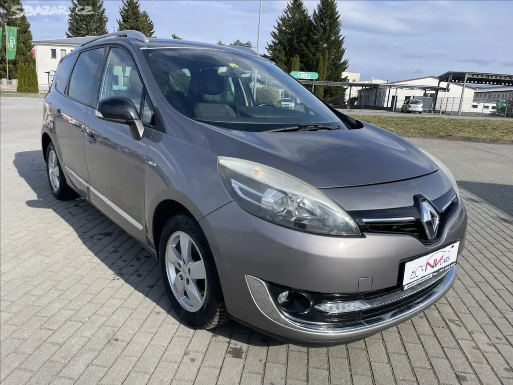 Renault Grand Scenic 1,2TCe 97kw BOSE GPS DPH 2013 - fotka 6