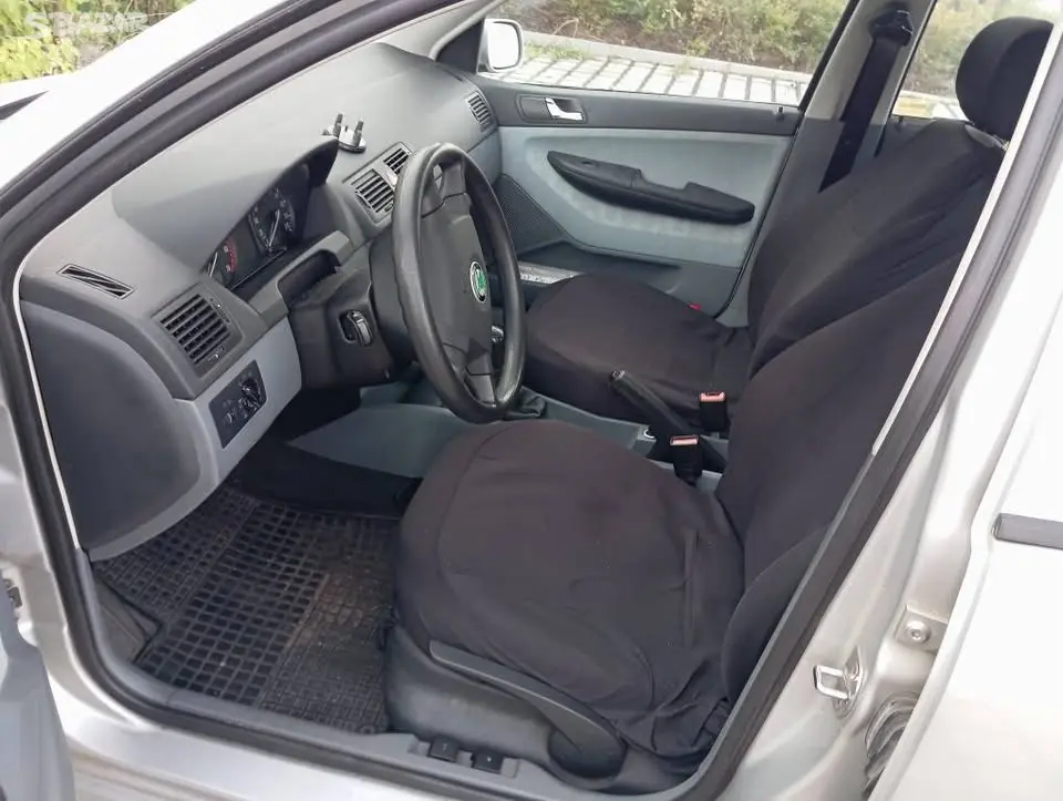 Škoda Fabia 1.4 MPI - fotka 5