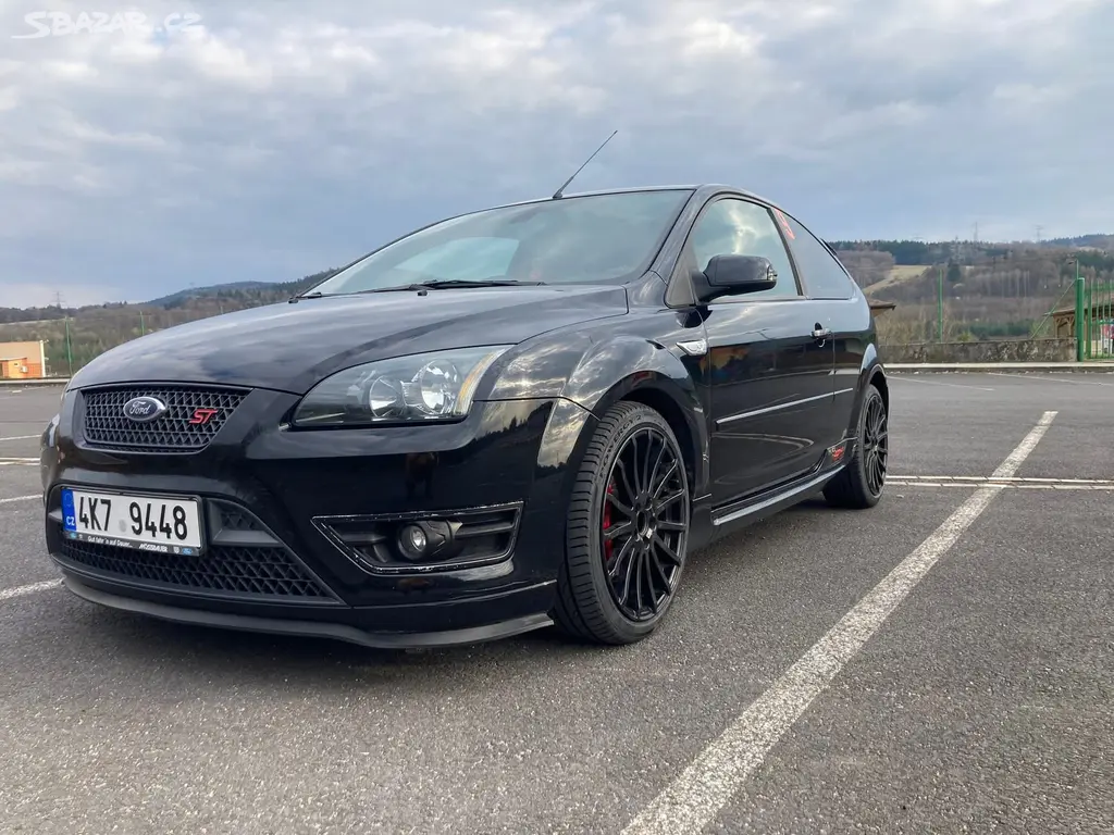 Ford Focus ST 225 2006 - fotka 2