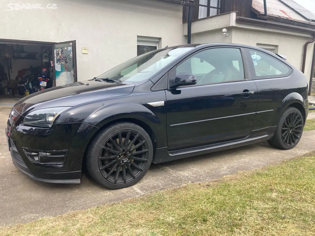 Ford Focus ST 225 2006 - fotka 5