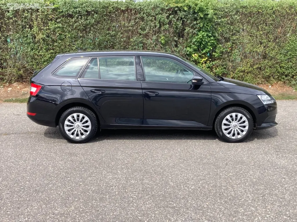 Škoda Fabia, 1,0 TSI Ambition, senzory - fotka 2