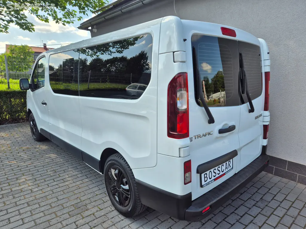 Renault Trafic DCI 9 Míst L2 Long 2xKlima 299999Kč - fotka 4