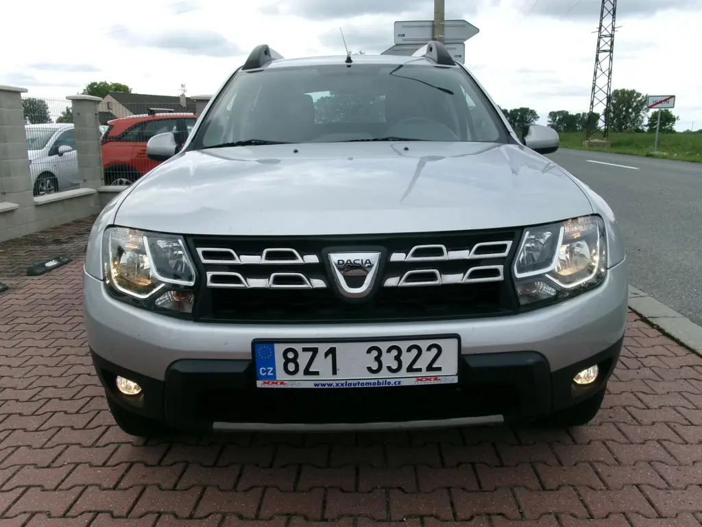 Dacia Duster, 1,5 Dci KLIMA LAUREATE - fotka 3