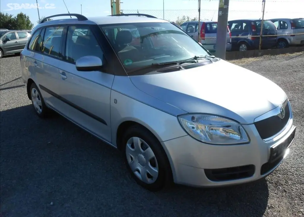 Škoda Fabia 1,4 i 16V KOMBI KLIMA benzín - fotka 2