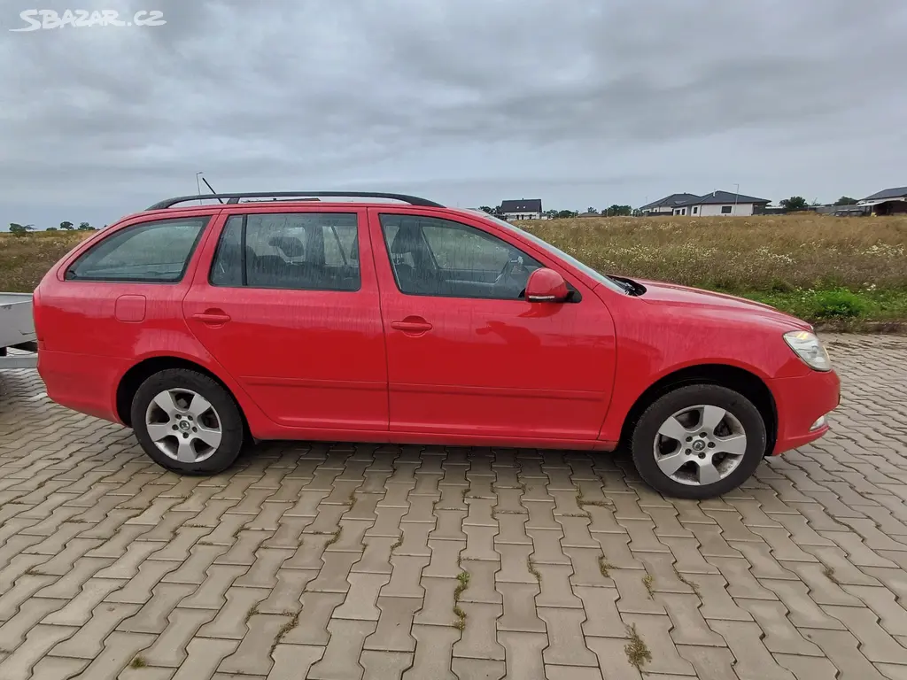 Škoda Octavia II 4x4, tažné zařízení, střešní okno - fotka 2