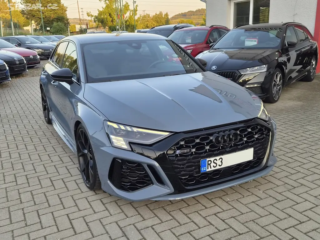 Audi RS3 DYNAMIC + V-MAX MATRIX B&O HUD KAMERA - fotka 4