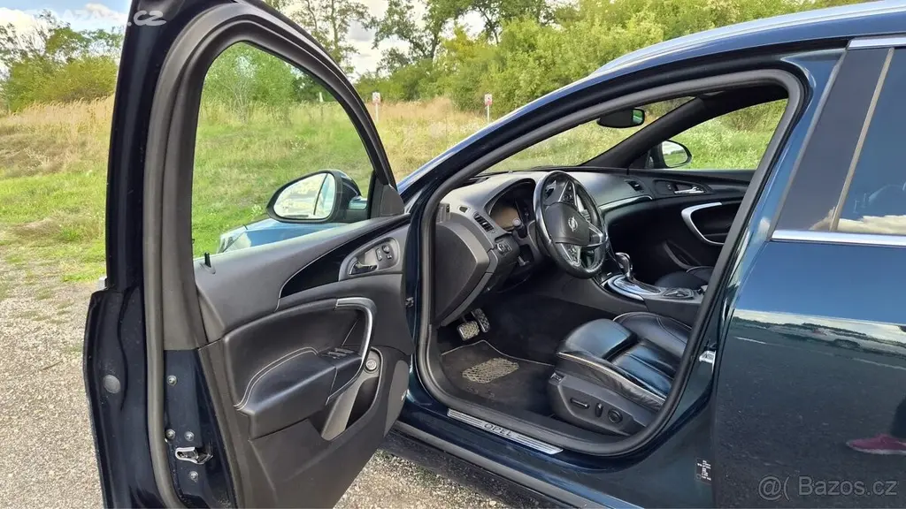 Opel Insignia 2,0 Turbo 4x4 AUTOMAT - fotka 5