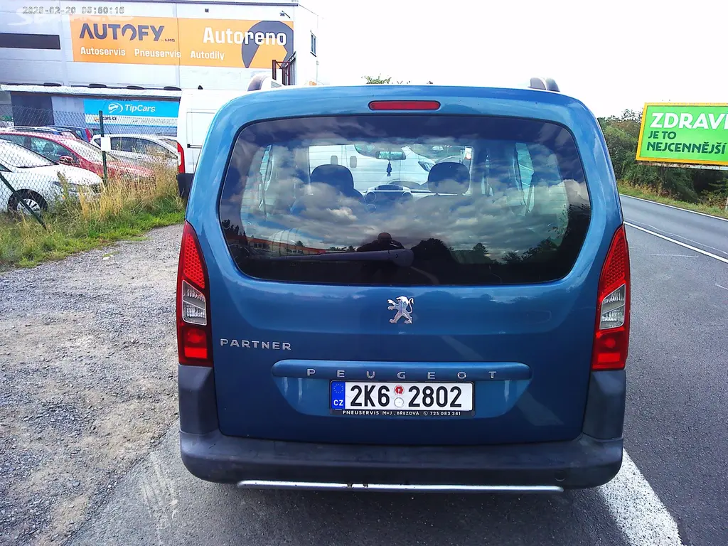 Peugeot Partner Tepee, 1.6 HDi, 66 kW, klima, 2x kola - fotka 4