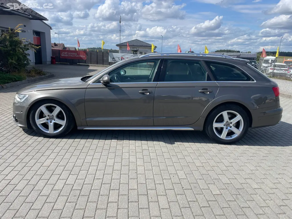 AUDI A6 ALLROAD 3,0TDI PANO RADAR MATRIX 2012 - fotka 2