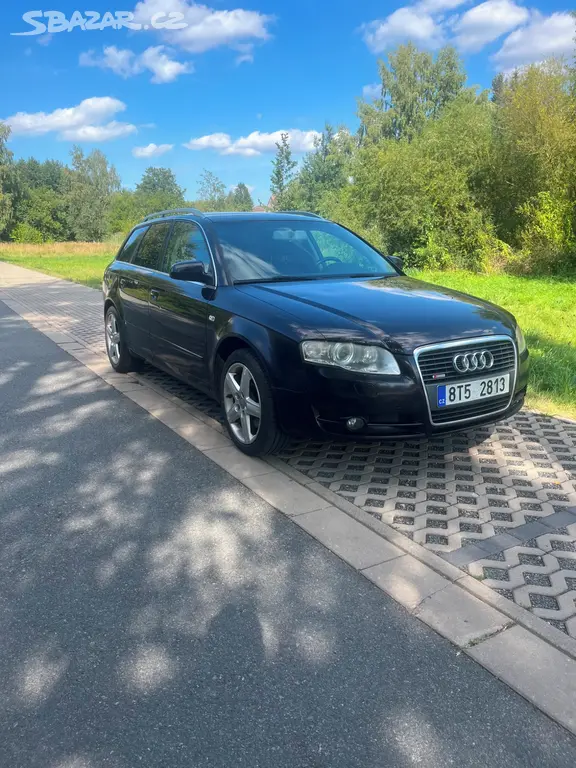 Audi A4b7 - fotka 2