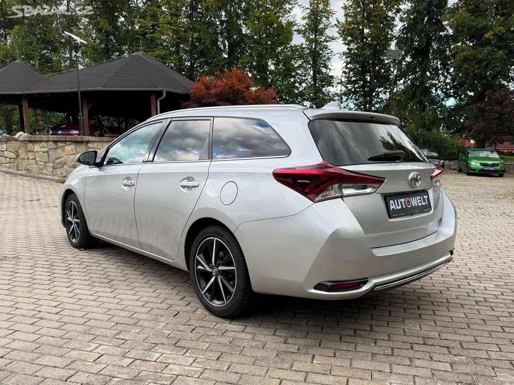 TOYOTA AURIS 1.2 T 85kW TOURING/AUTOMAT/FULL/KAMER - fotka 5